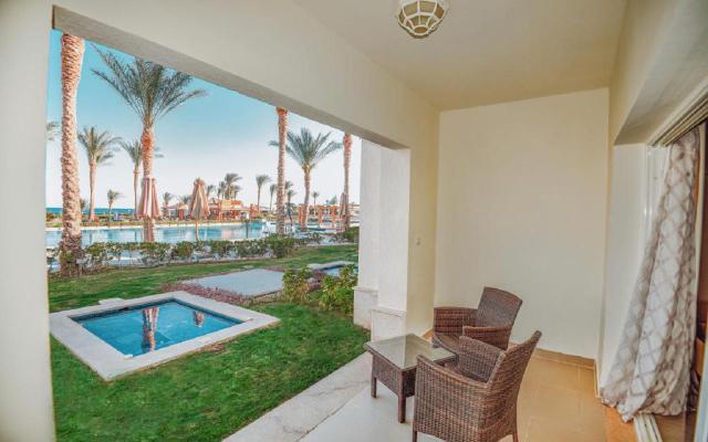 Deluxe Jacuzzi Room