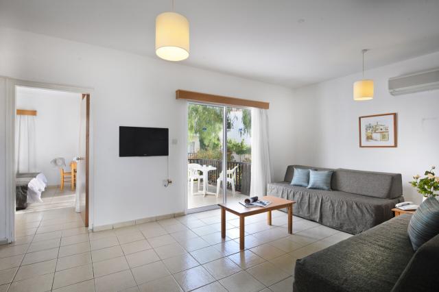 One Bedroom Inland View