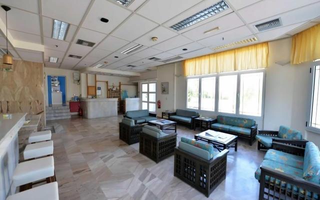 Anna Apartments