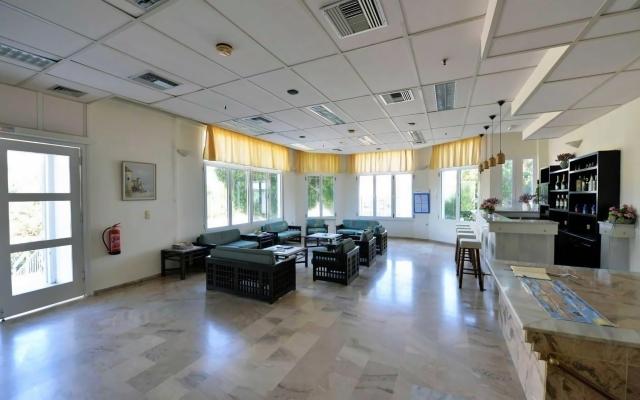 Anna Apartments
