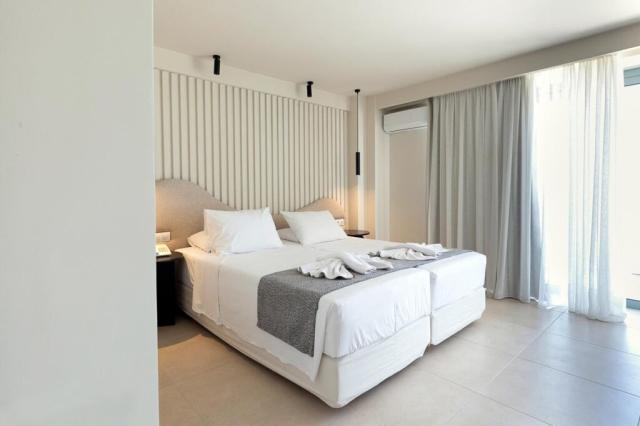 Executive Suite Sea View