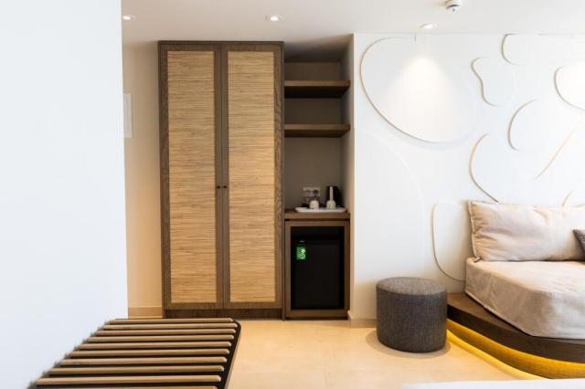 Junior Suite Open Plan Sea View