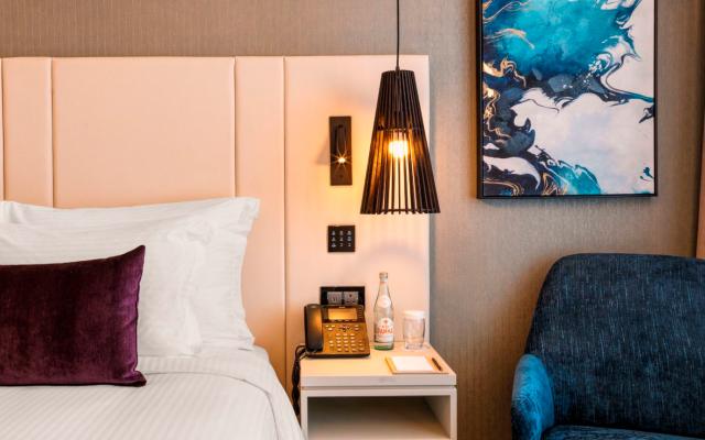 Deluxe Room Inland View