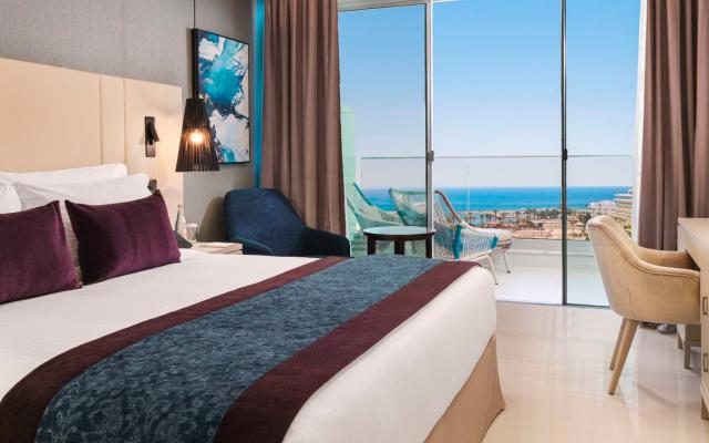 Deluxe Room Pool View or Garden View