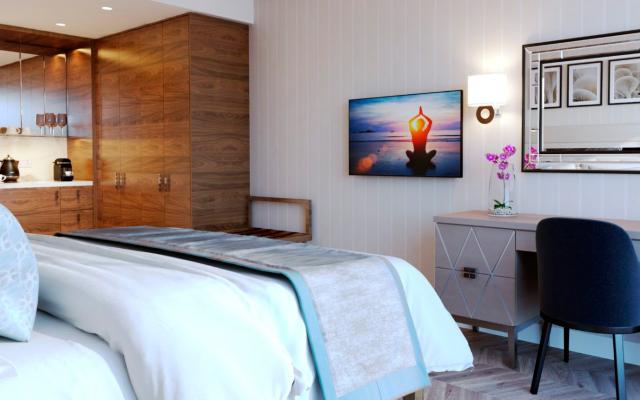 Junior Suite Inland View