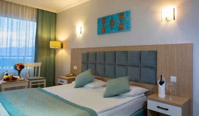 Side Sea View Standard Room
