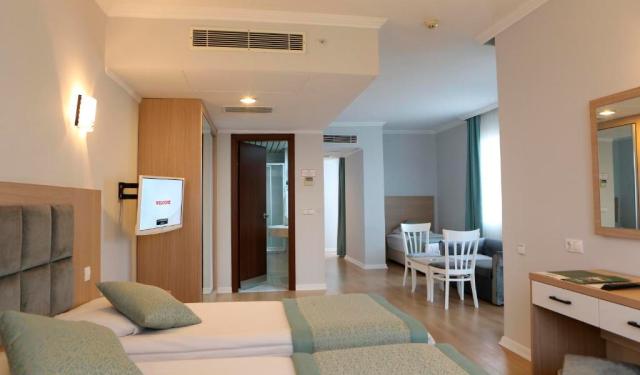 Side Sea View Standard Room