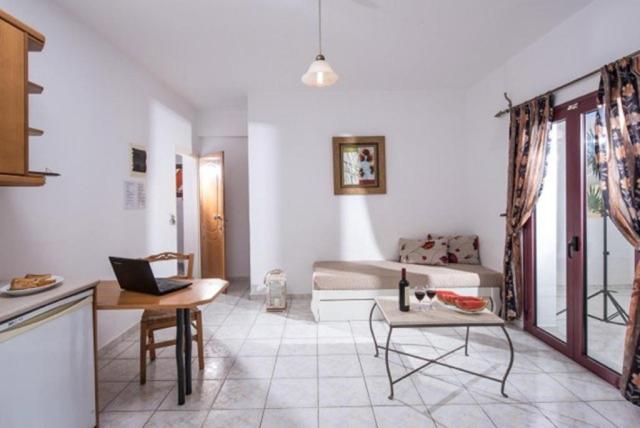 1-Bedroom Apartment