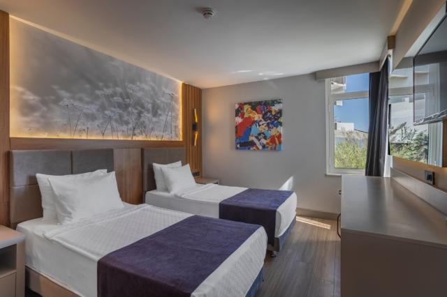 Lake Superior Room