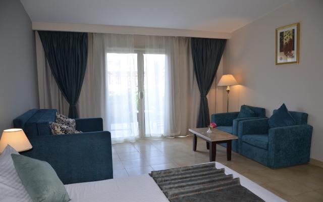 Bungalow Room