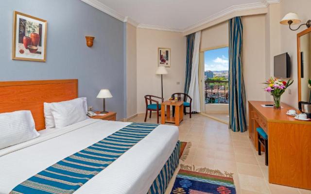 Standard Sea View Room