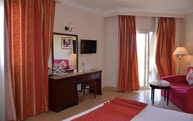 Standard Sea View Room