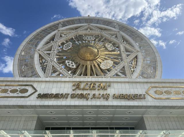 Poznávací zájezd Turkmenistán
