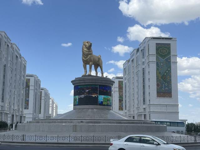 Poznávací zájezd Turkmenistán