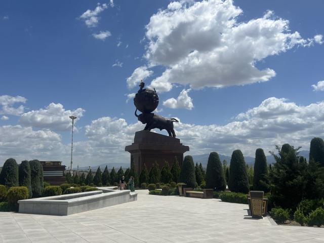 Poznávací zájezd Turkmenistán