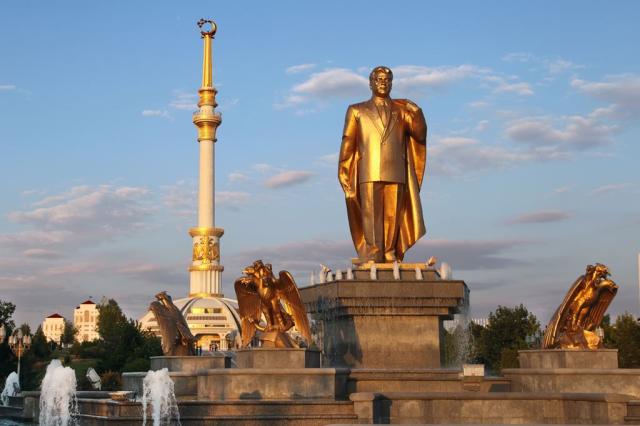 Poznávací zájezd Turkmenistán