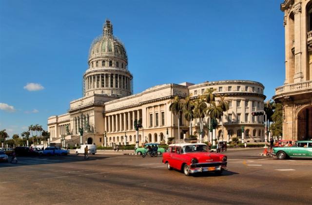 El Capitolio- replika amerického vzoru