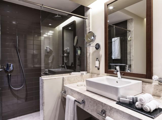 Jacuzzi suite