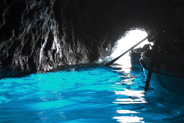 Capri a Vezuv za víkend - jaskyňa