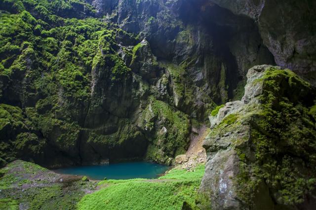 Macocha a Baťov kanál, poznávací zájazd
