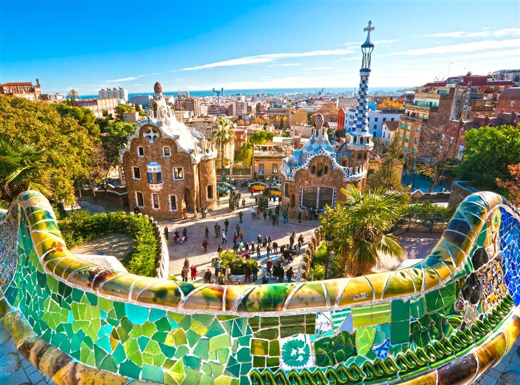 Barcelona s pobytom pri mori - výhľad na mesto