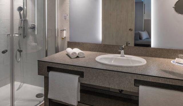 Rodinná izba comfort 2+2 (balkón, morská strana)