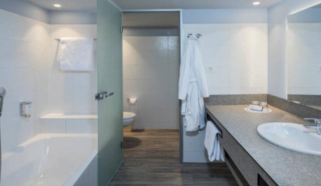 Superior rodinná izba 2+2 (balkón)