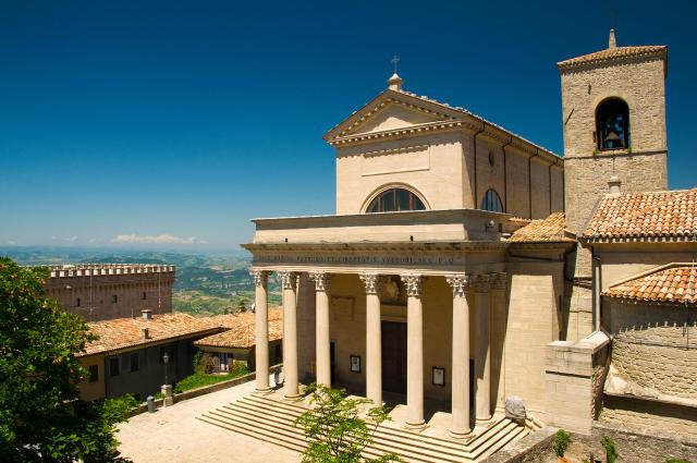 Rimini, Pesaro, Urbino s pobytom pri mori