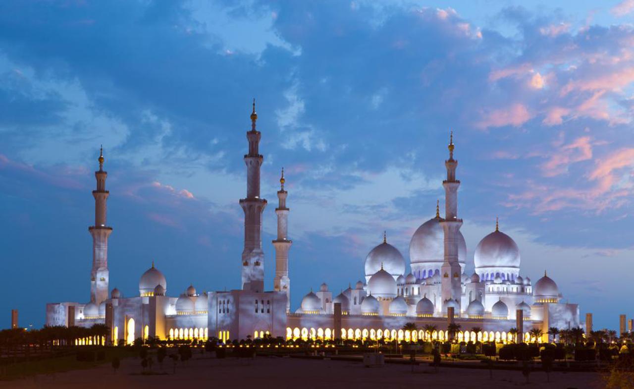 The Ritz Carlton Abu Dhabi Grand Canal