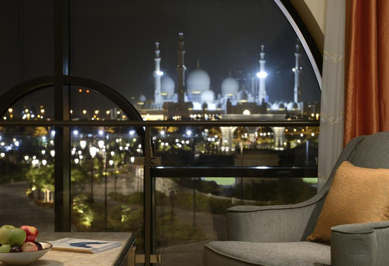 The Ritz Carlton Abu Dhabi Grand Canal