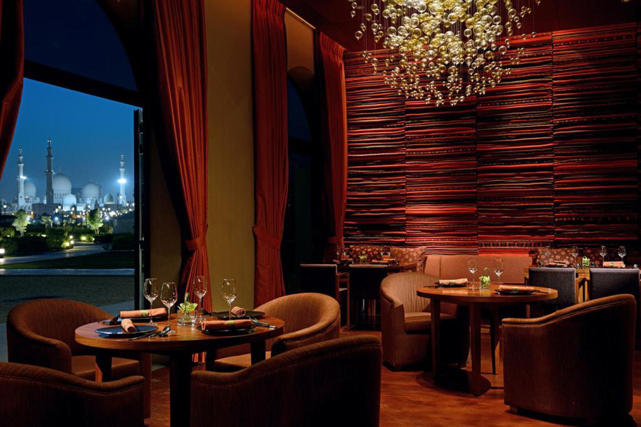 The Ritz Carlton Abu Dhabi Grand Canal