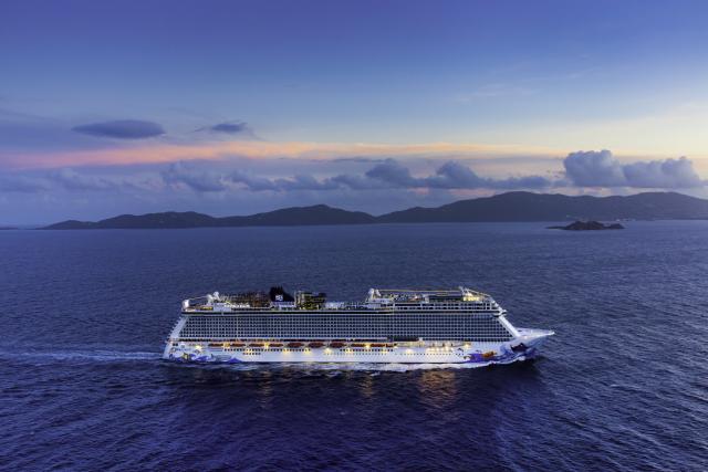 USA, Dominikánská republika, Britské Panenské ostrovy, Bahamy z Port Canaveralu na lodi Norwegian Escape