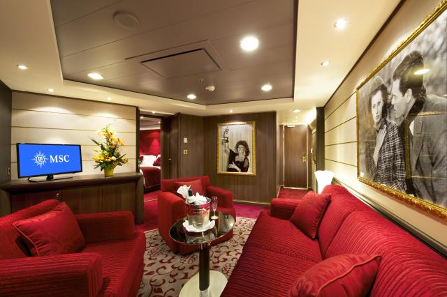 Itálie, Řecko, Turecko z Neapole na lodi MSC Divina