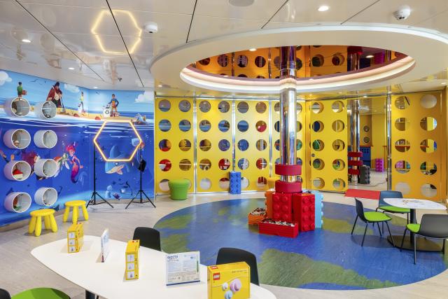 Spojené arabské emiráty, Katar, Bahrajn z Dubaje na lodi MSC Euribia