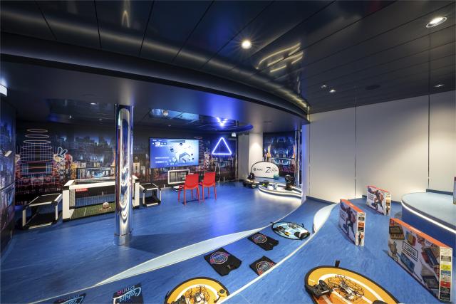 Spojené arabské emiráty, Katar, Bahrajn z Dubaje na lodi MSC Euribia