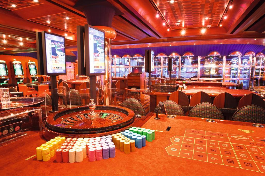 Itálie, Španělsko ze Savony na lodi Costa Pacifica