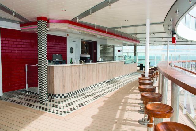 USA, Zámořské území Velké Británie na lodi Norwegian Jewel