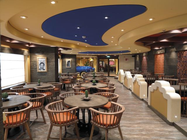 Itálie, Řecko, Malta, Španělsko, Maroko, Brazílie, Uruguay, Argentina z Bari na lodi MSC Fantasia