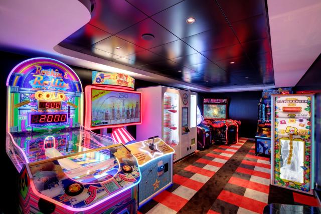 USA, Svatý Martin, Portugalsko, Španělsko z Port Canaveralu na lodi MSC Grandiosa