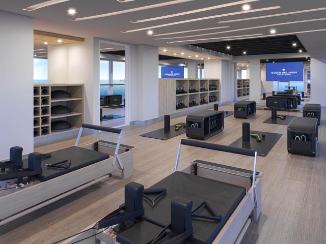 USA, Dominikánská republika, Svatý Martin, Zámořský departement Francie, Svatý Kryštof a Nevis z Miami na lodi Explora I