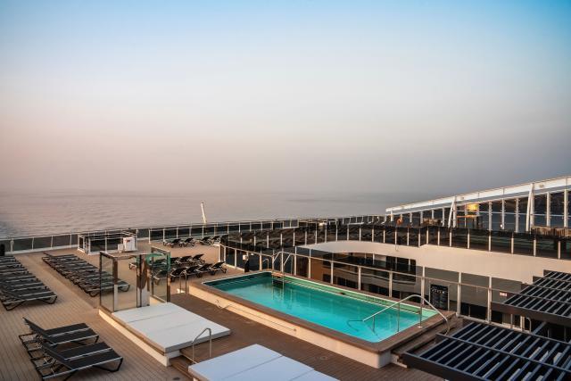 Spojené arabské emiráty, Omán, Egypt, Malta, Itálie, Francie z Dubaje na lodi MSC World Europa