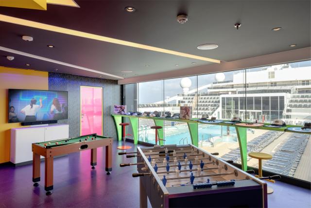 Katar, Spojené arabské emiráty, Bahrajn z Dohy na lodi MSC World Europa