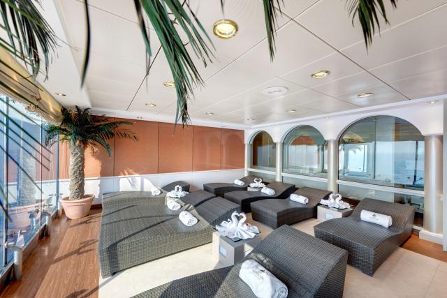 Itálie, Francie, Španělsko, Velká Británie, Antigua a Barbuda, Svatý Martin, Svatý Kryštof a Nevis, Dominikánská republika z Janova na lodi MSC Opera