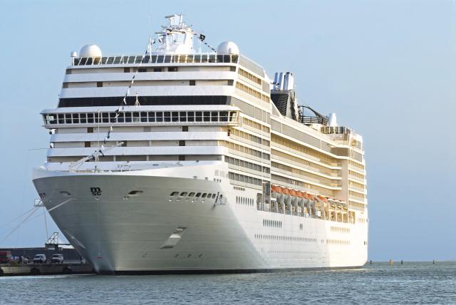 Itálie, Španělsko, Francie z Civitavecchia na lodi MSC Musica