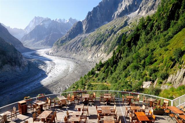 Ženevské jezero a Mont Blanc