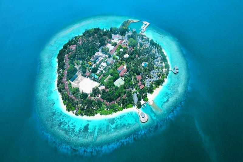 Bandos island. Остров Бандос Мальдивы. Бандос Мальдивы отель. Bandos Maldives карта острова. Бандос Мальдивы отель карта острова.