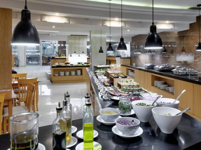 Malia Bay Beach Hotel & Bungalows