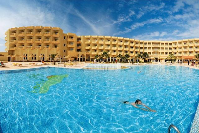 Houda Yasmine Hammamet