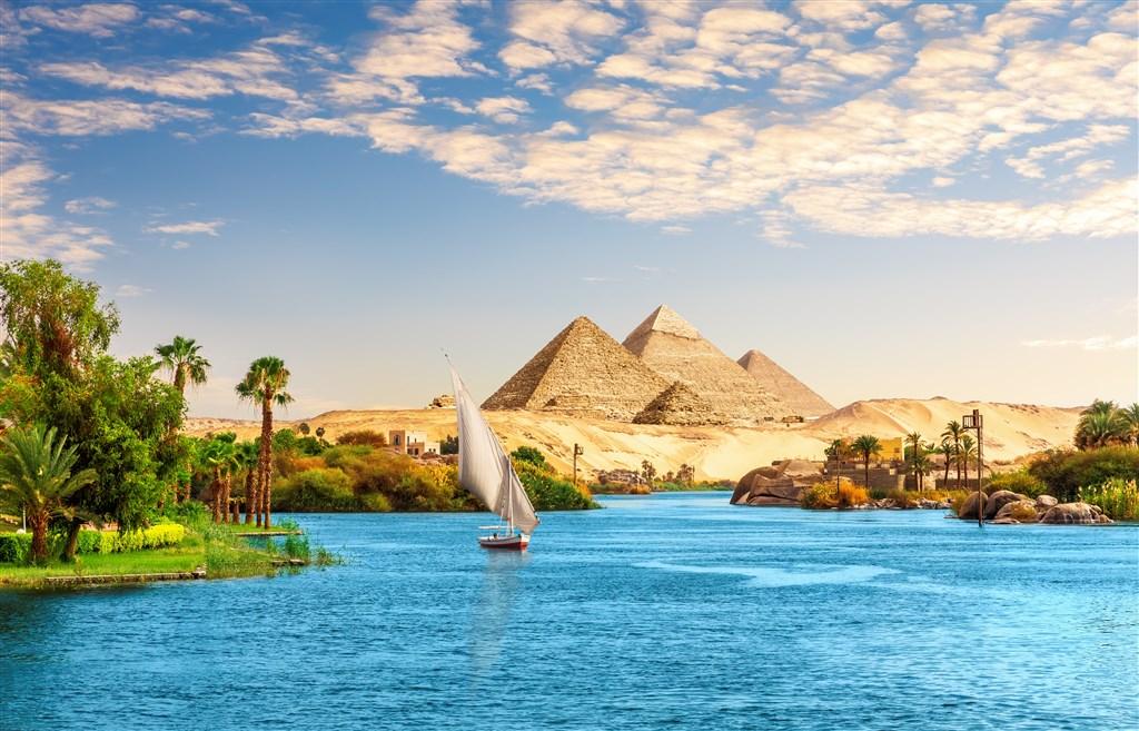 Alexandrie, Asuán, Giza - luxusní okruh letecky včetně plavby po Nilu