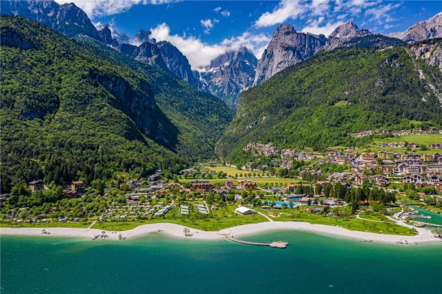 Pohodový týden v Alpách - Itálie - Dolomity a Ligurské moře